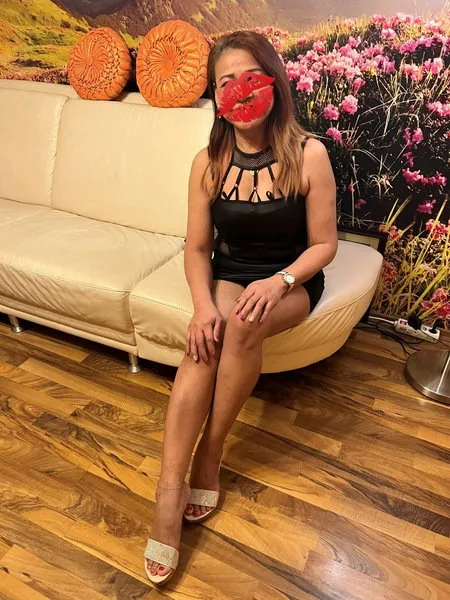 Emmy Bei Thai Massagen Bremen escort Bremen